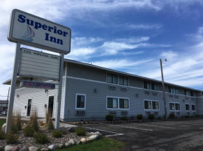 Superior Inn, Superior